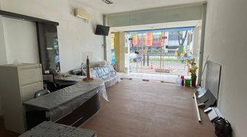 Gambar 2 3,5 Lantai Ruko Jl, Sutera Utama Alam Sutera Furnished