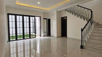 Gambar 2 Di Jual Brand New House Classic Design Siap Huni