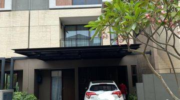 Gambar 2 di Jual Rumah 3lt The Zora. Bsd. Lokasi Strategis