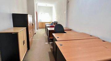 Gambar 4 Ruko/Rukan 3 Lantai Semi Furnished Lokasi Strategis Area Bisnis