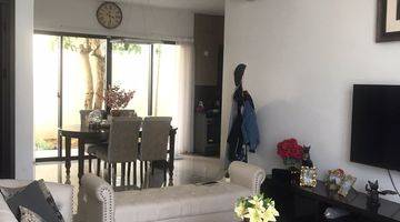 Gambar 1 Rumah Nyaman Terawat di Cluster Emily Summarecon Bandung