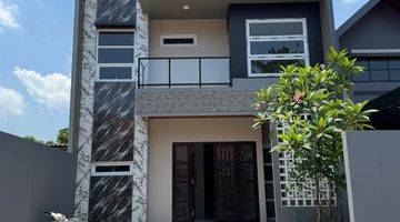 Gambar 1 Rumah Modern 2 Lantai Kendeng Sampangan