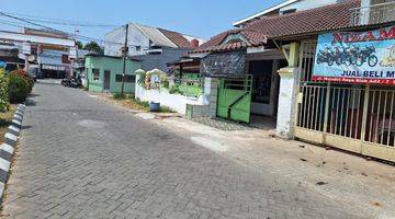 Gambar 3 Dijual Rumah Hoek Di Vila Regensi Tangerang