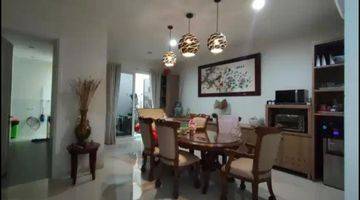 Gambar 3 Rumah 2 Lantai Semi Furnished di Sutera Sitara Cluster Orlanda