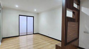 Gambar 3 Disewakan Rumah 2 Lantai Semi Furnished Cluster Caspia Bsd 