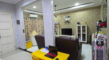 Gambar 1 Rumah Bagus Semi Furnished Cluster Faraday Gading Serpong