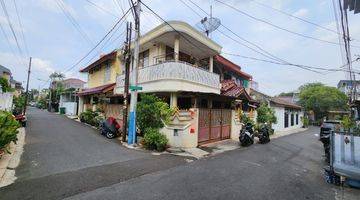 Gambar 1 Rumah 2 Lantai Di Jalan Plester Kayu Putih Pulomas