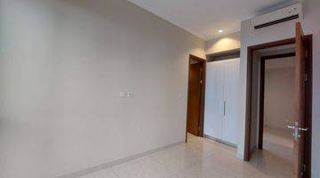 Gambar 4 Apartemen dengan Private Lift di Taman Anggrek Residence, Jakarta Barat