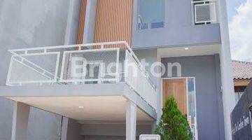 Gambar 1 RUMAH DENGAN BALKON LUAS BERGAYA MODERN SCANDINAVIAN EROPA DI DEPOK