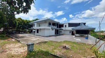 Gambar 1 Dijual
rumah Hook 2 Lantai Crownhill Estate, Batam Center