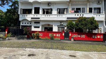 Gambar 1 Rumah dijual di Rumah padangsambian, Denpasar Bali Indonesia SHM 2 Lantai furnished harga nego