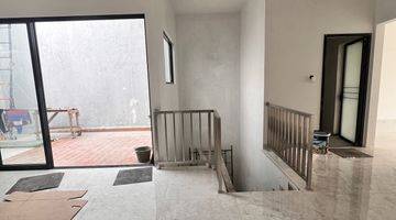 Gambar 4 Dijual rumah di Nusaloka sektor 14.5 BSD 1 Tangerang Baru mewah tanah besar 9x22 jln utama komplek