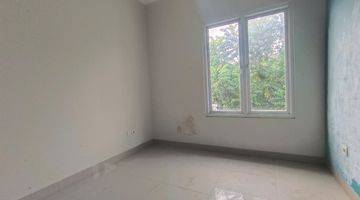 Gambar 3 Rumah Shm Cluster  Monaco Gading Serpong 2 Lantai 