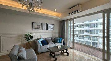 Gambar 1 Disewakan Apartemen The Royalle Springhill Tower Bouvardia 3 BR Full Furnished