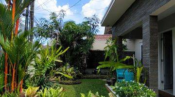 Gambar 2 Rumah 2 Lt Asri Nyaman Furnished di Bintaro Sektor 3