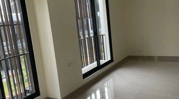 Gambar 4 Dijual Rumah Leonora 7x17 Attic Hook Gading Serpong Murahh, Kondisi Baru