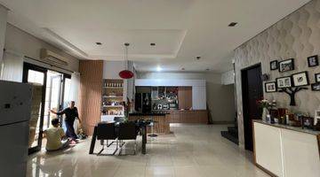 Gambar 5 Dijual Rumah Bagus 2 Lt Strategis at Taman Osaka, Lippo Karawaci.