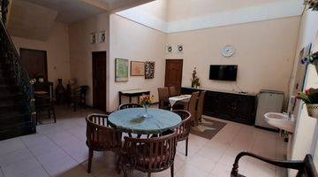 Gambar 4 Rumah 7 Kamar Depan Kampus Upn Cocok Untuk Homestay Atau Guesthouse