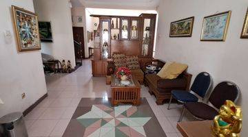 Gambar 2 Rumah 7 Kamar Depan Kampus Upn Cocok Untuk Homestay Atau Guesthouse