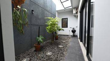 Gambar 5 Rumah Furnished 2 Lantai Sudah Renovasi di Kencana Loka BSD