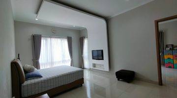 Gambar 2 Rumah 2 Lantai Bagus Semi Furnished Lokasi Strategis di Foresta