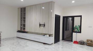 Gambar 2 Rumah Minimalis Modern Siap Huni di Alam Sutera