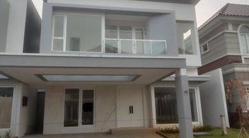 Gambar 1 Rumah Baru 2 Lantai di Cluster New Menteng, Paramount Gading Serpong Tangerang 