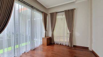 Gambar 2 Rumah Kontrakan 2 Lantai Semi Furnished di Cluster Whitsand, Tangerang