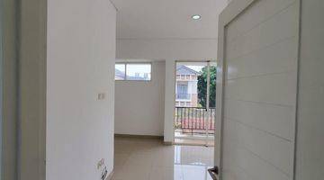 Gambar 3 Rumah 3 Lantai Unfurnished SHM di BSD Residence One, Tangerang