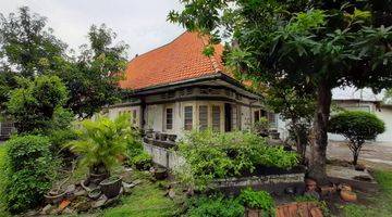 Gambar 1 Rumah di Jl Pulau Wonokromo Surabaya