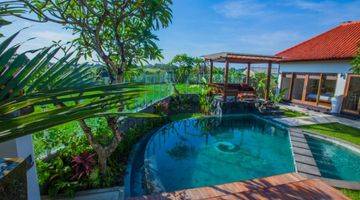 Gambar 1 3 Bedroom Ricefield View Villa For Sale In Berawa Bali