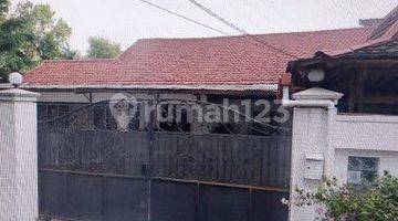 Gambar 1 Rumah dijual di Kebayoran Baru, Jakarta Selatan