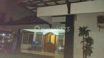 Gambar 3 Rumah dijual di Kebayoran Baru, Jakarta Selatan