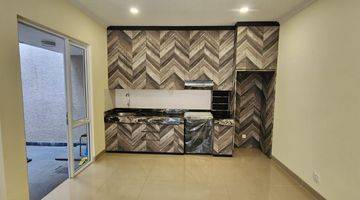 Gambar 5 Rumah 2 Lantai Semi Furnished di Cluster Agnesi, Gading Serpong