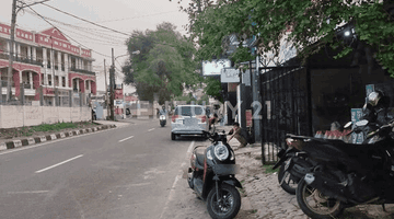 Gambar 2 Ruko Sudah Didak Jalan Utama Benggala Dekat Kampung Kecil