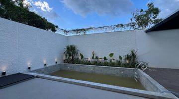 Gambar 5 Rumah Mewah Full Furnished + Kolam Renang