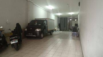 Gambar 2 DIJUAL RUMAH USAHA ATAU GUDANG + KANTOR DENGAN LIFT BARANG DI PADEMANGAN