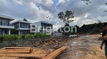 Gambar 1 LAND FOR LEASEHOLD 30 YEARS IN NYANYI BEACH