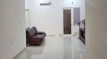 Gambar 1  Rumah Semi Furnished - Maxwell, Gading Serpong