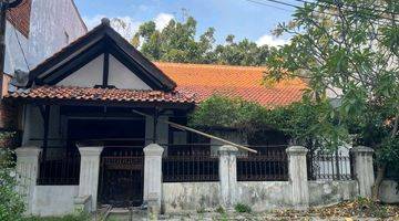 Gambar 4 Rumah Di Kemayoran Butuh Renovasi. Hanya Jual Tanah