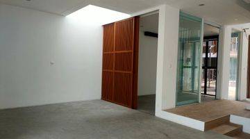 Gambar 2 Special Offer Townhouse Mewah 3lt Nyaman, Jatipadang Jaksel