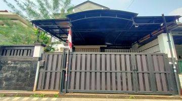 Gambar 1 Rumah 3 Lantai Mewah, Modern, Terawat, Pool, Full Furnished