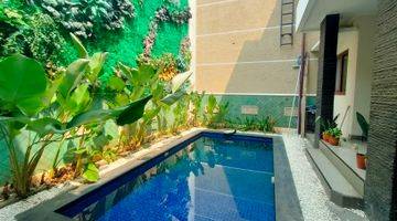 Gambar 4 Rumah 3 Lantai Mewah, Modern, Terawat, Pool, Full Furnished