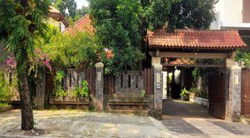 Gambar 1  Rumah Gedong Dan Kost  di Telaga Bodas Raya, Gajah Mungkur