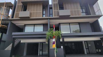 Gambar 2 Rumah Townhouse Modern di Jagakarsa, Tersedia 20 Unit 