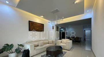 Gambar 4 Rumah Bagus Furnished SHM Gegerkalong Buruan Miliki Bandung