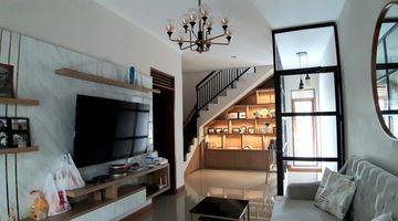 Gambar 2 Rumah 3 Lantai Bagus Furnished Ciwaruga