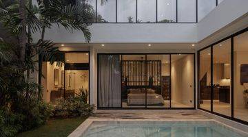 Gambar 1 Villa 2 Lantai 3 Kamar Tidur Di Pererenan Design Modern Mewah SHM