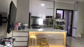 Gambar 5 Di Jual Rumah Cantik Lengkap Dengan Furnish Di Summarecon