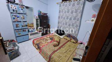 Gambar 5 RUMAH SEMI FURNISHED 3 LANTAI CANTIK RAPI SIAP HUNI DI KAVLING POLRI, JELAMBAR, GROGOL PETAMBURAN, JAKARTA BARAT